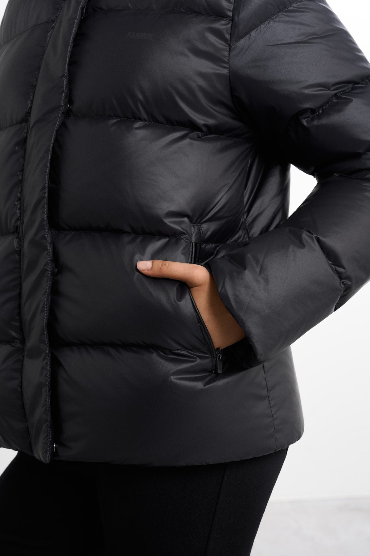 Neige Down Jacket