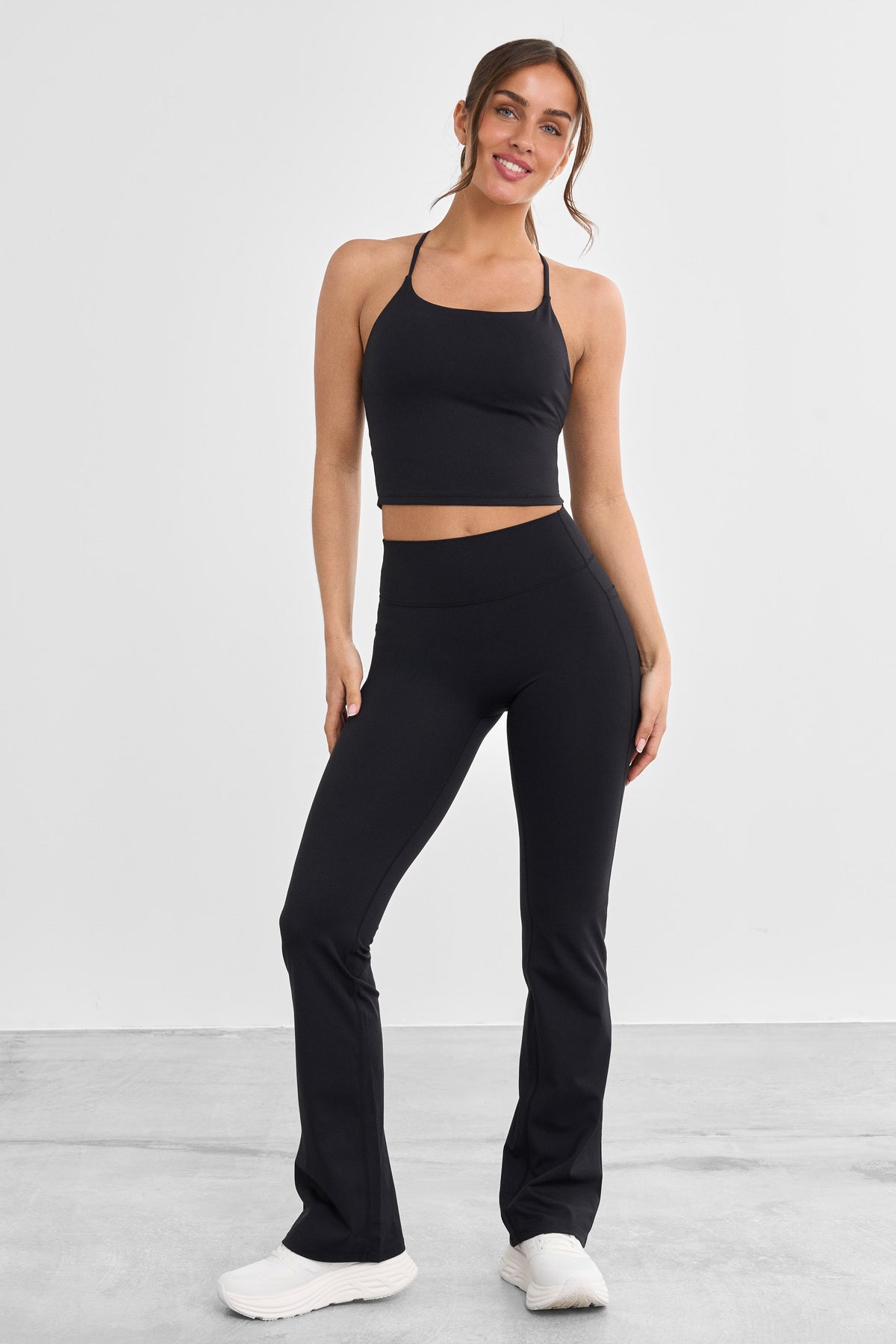 Signature Flared Pocket Leggings